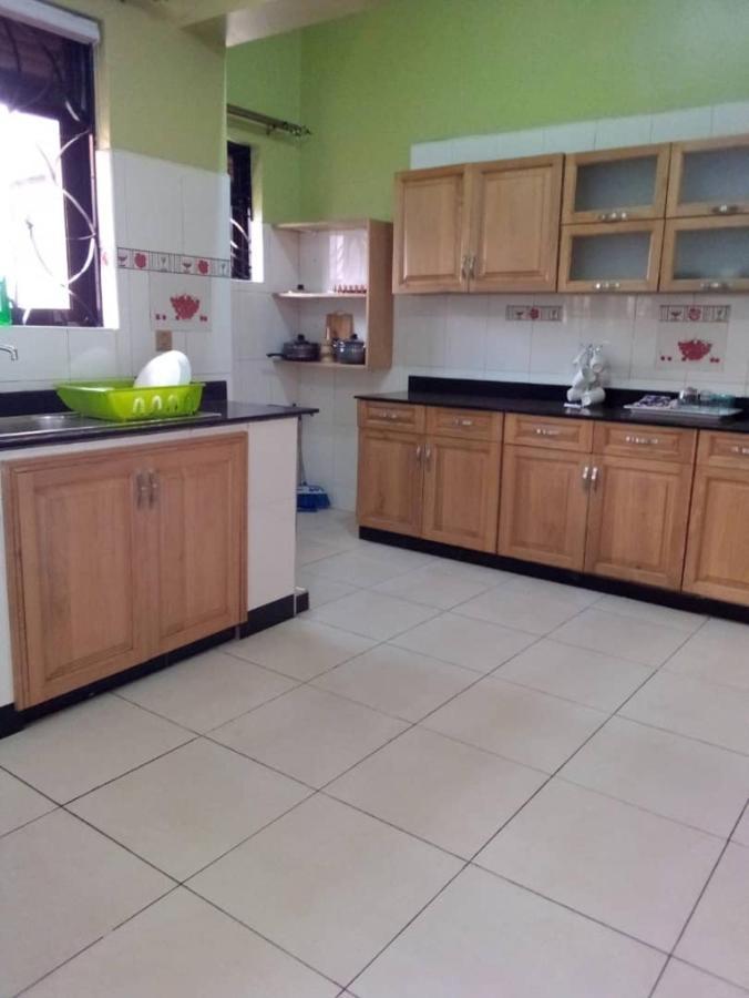 Palatine Apartments Makindye Kizungu, Kampala Bagian luar foto